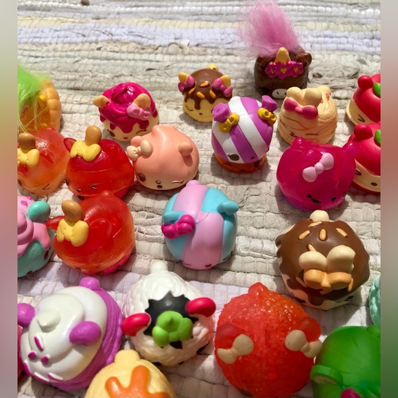 HUGE Lot Num Noms Toys Candy Dinner Fun Fair Foods Sushi Fruits Some Sealed - Picture 11 of 16